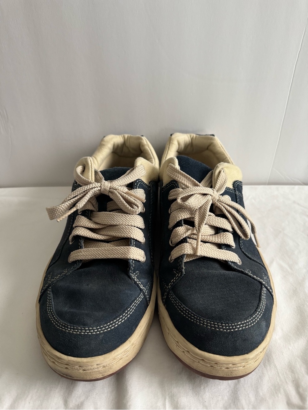 Simple Navy and Cream Casual Low-Top Sneakers